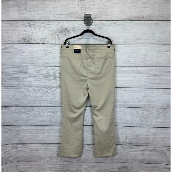 NYDJ Plus Size High Rise Billie Cream Mini Boot Ankle Jeans Size 16 TALL - Picture 7 of 9